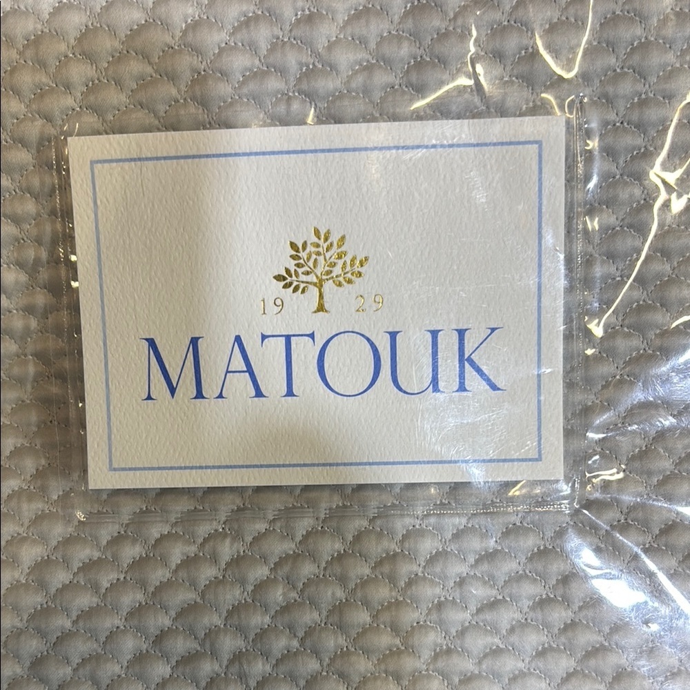 Matouk Alba Quilt, Full/Queen Quilted Coverlet - Picture 2 of 3
